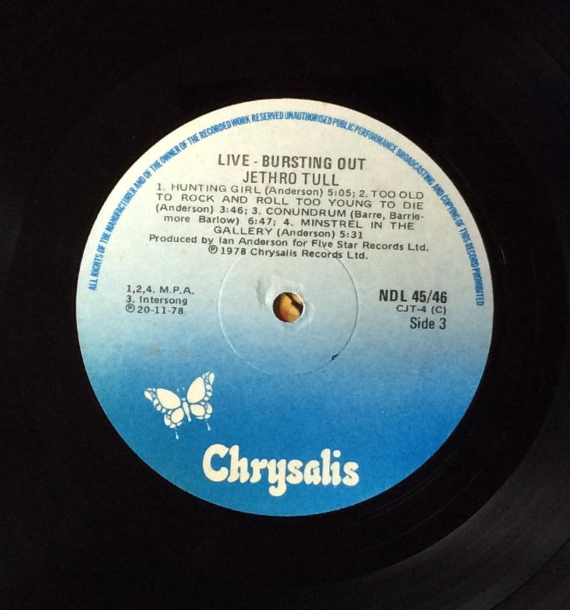 Jethro Tull - LIVE- Bursting Out