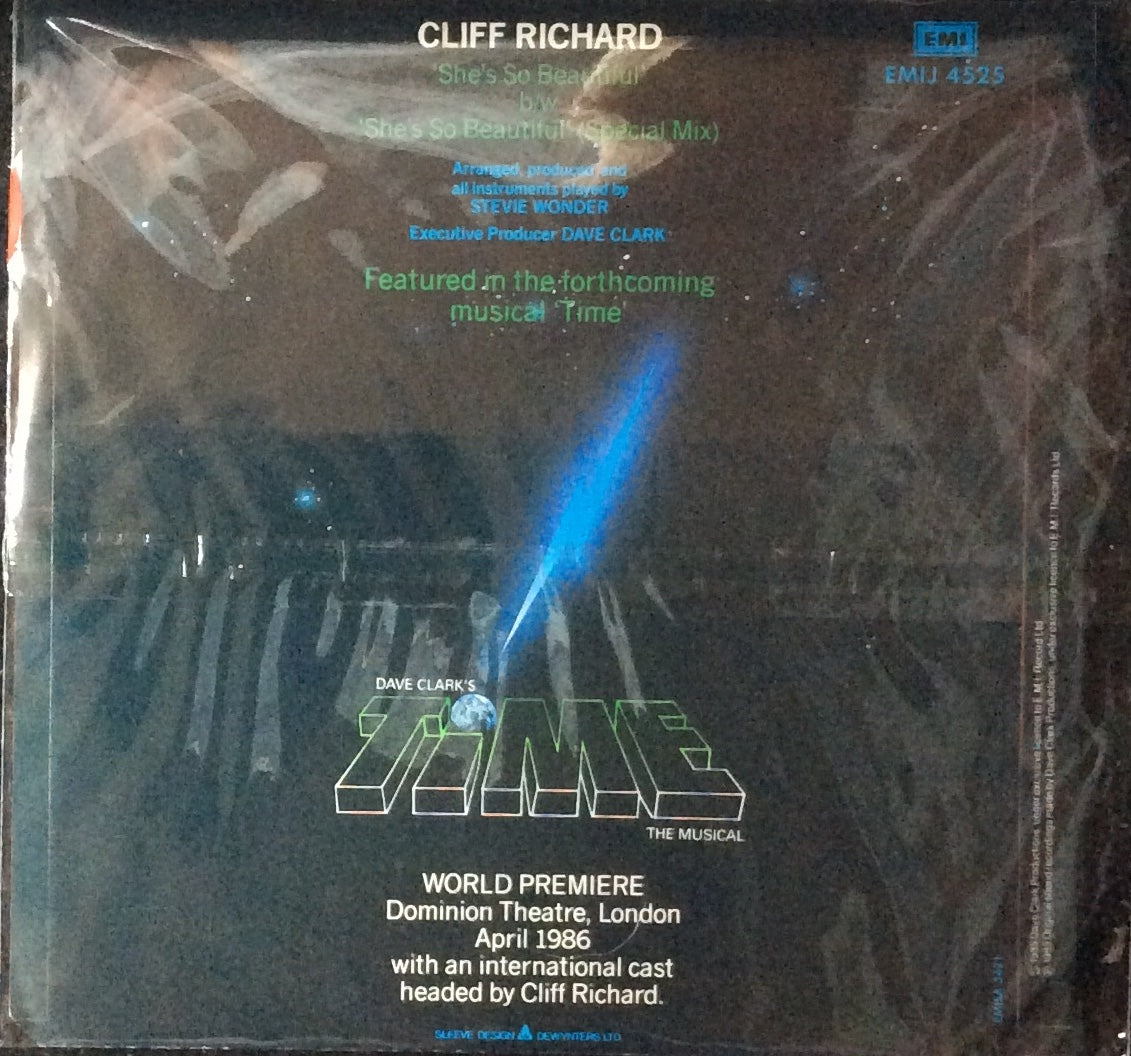 Cliff Richard - She's So Beautiful