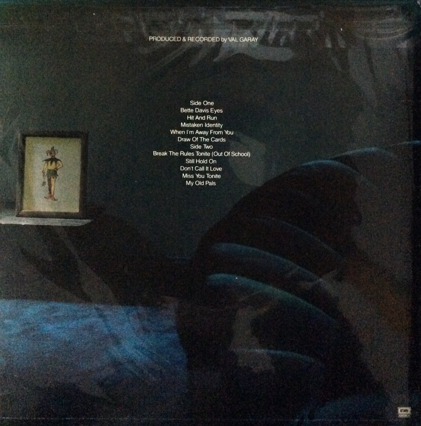 Kim Carnes - Mistaken Identity