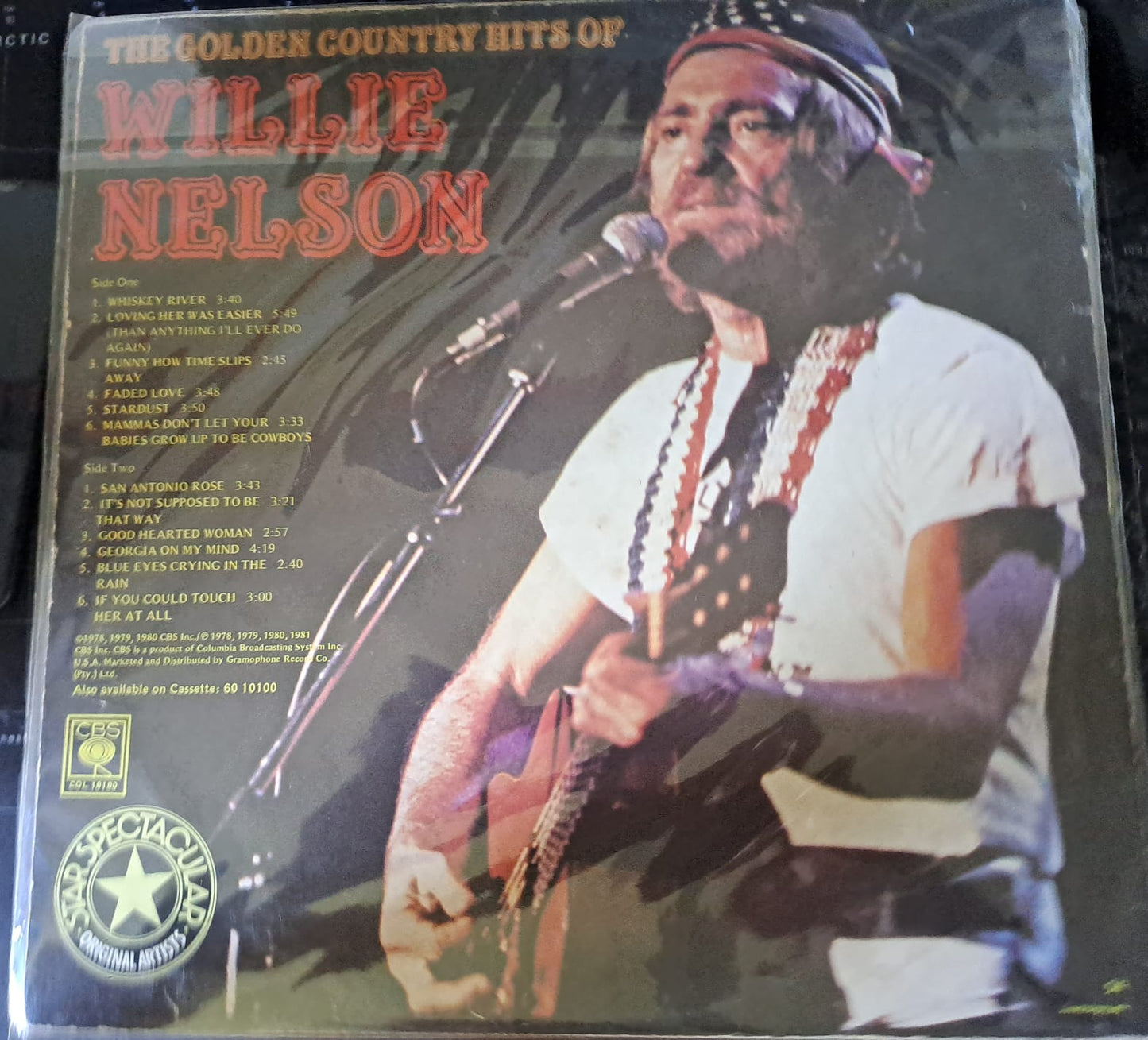 Willie Nelson - The Golden Country Hits Of Willie Nelson